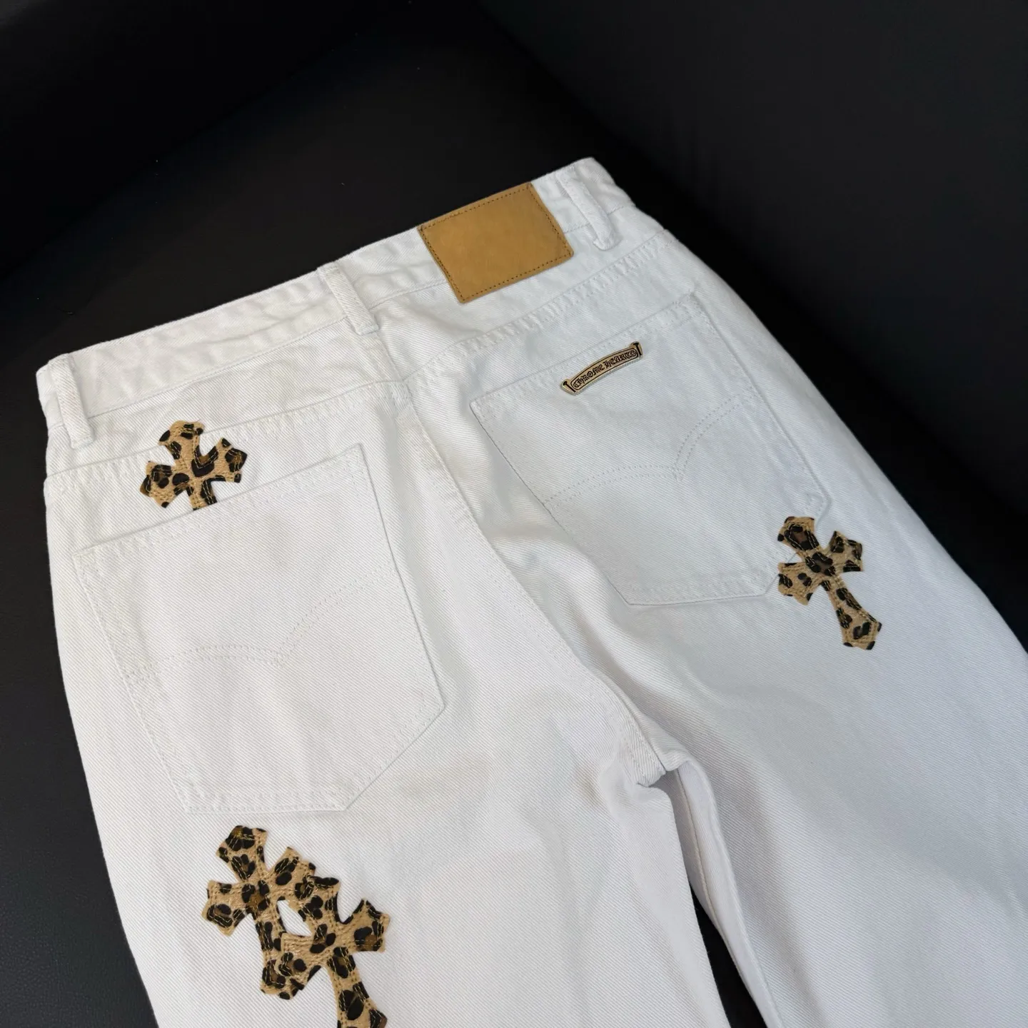P260 Style number: D308 Chrome Hearts white striped jeans SIZE #28 30 32 34